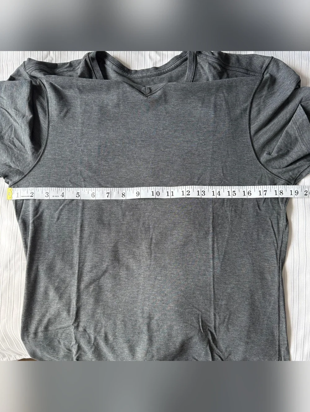 Lululemon Men's Performance Shirt - Dark Grey - Picture 8 of 8